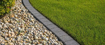 Jak zrobić obrzeże z kostki brukowej?